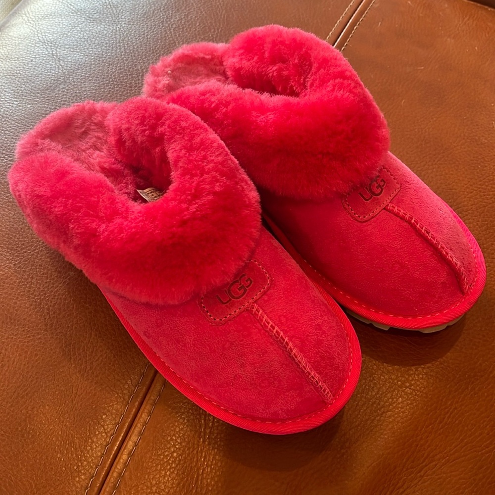 Ugg slippers - Size 7